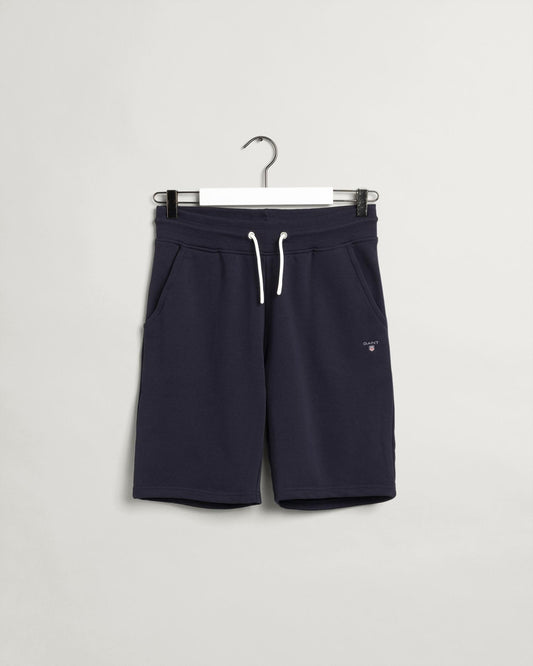 Gant marineblå sweatshorts med lommer og logo for gutt 2–8 år