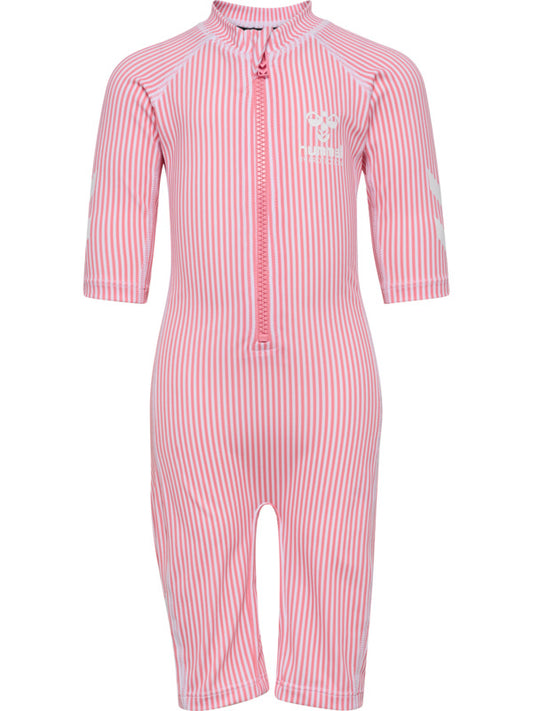 Hummel Cala UV-drakt med rosa-hvite striper – sett forfra og nærbilde.
