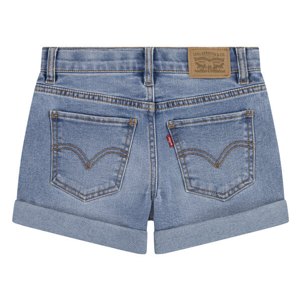 Lyseblå dongerishorts fra Levi’s med regulerbar strikk i livet.