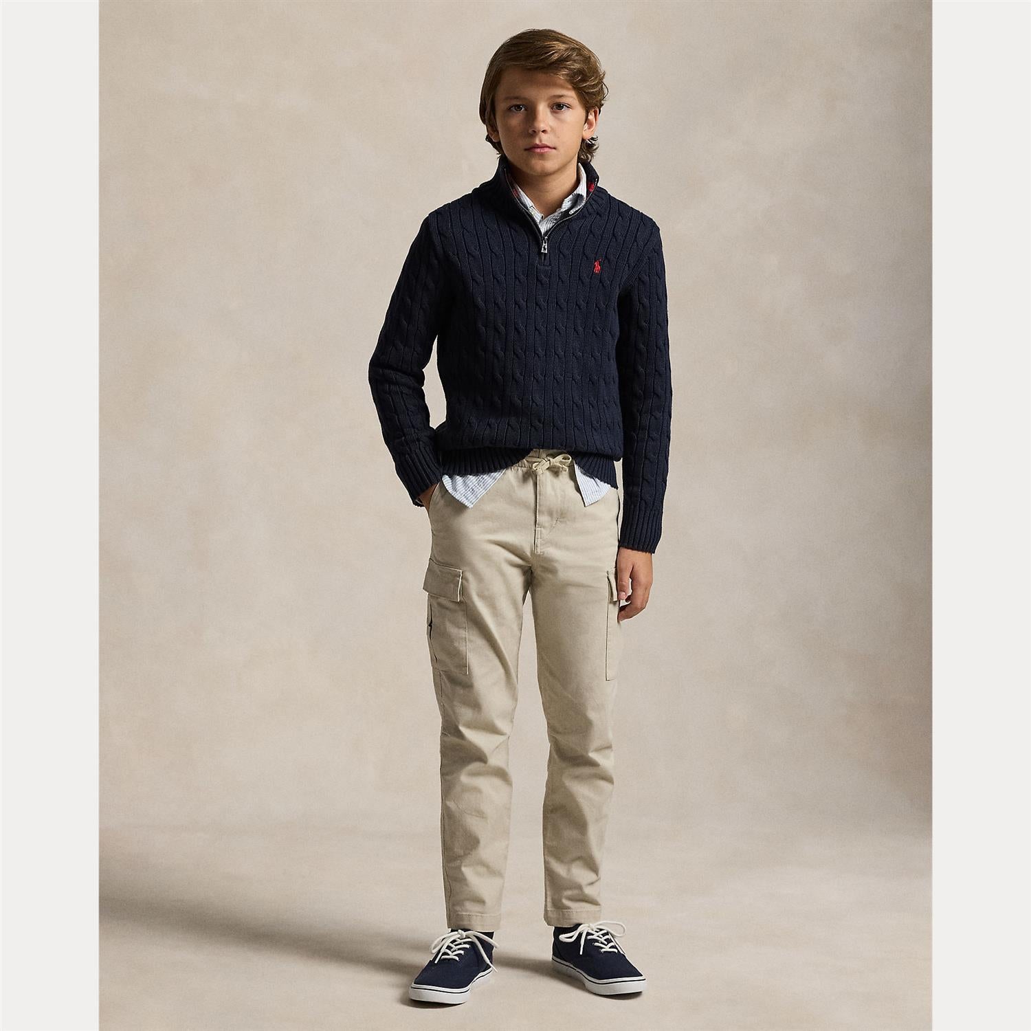 Mørkeblå half zip-genser i 100% bomull med flettemønster fra Polo Ralph Lauren.