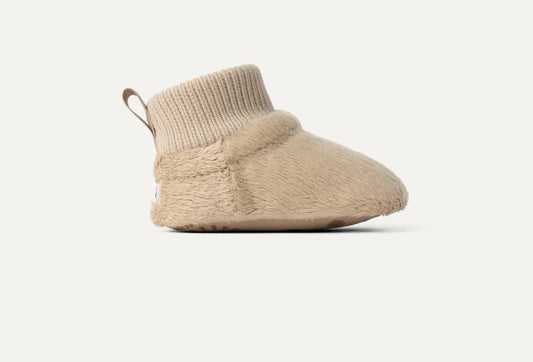 UGG Baby Nesti i lys beige for unisex, 0–1 år