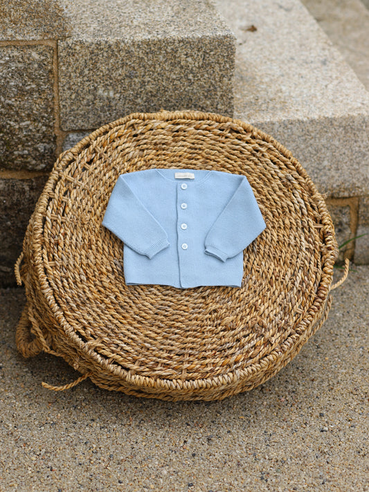 Wedoble ullcardigan i lysblå farge – Gutt 0–12 mnd