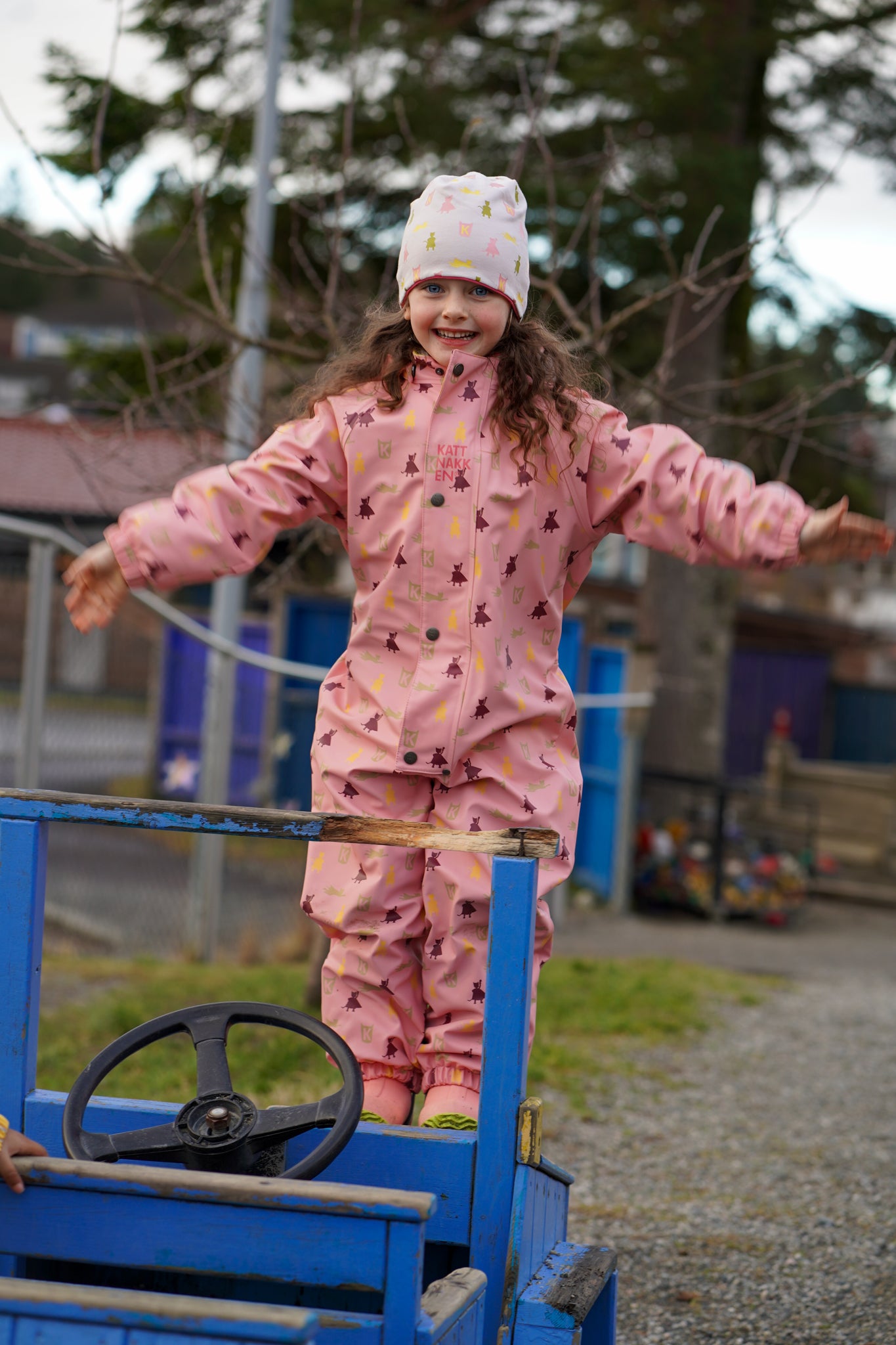 Kattnakken – Helårsdress med vattering – Rosa Krystall – Jente – 1-6 år