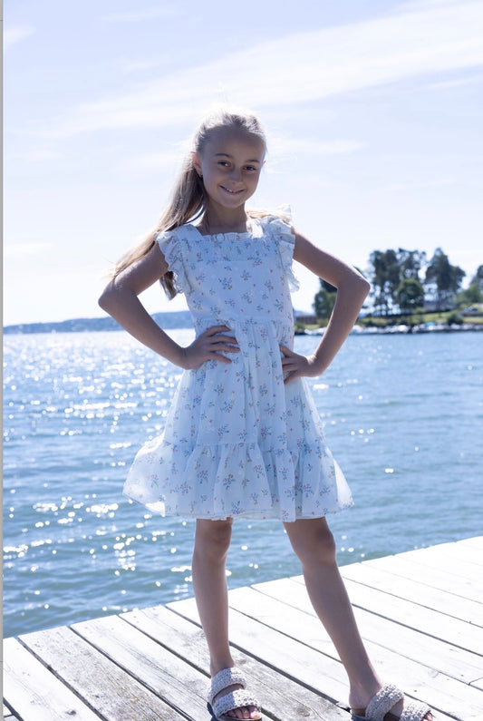 Vilje & Ve – Linda kjole med blomstermønster – Blå – Jente – 4-12 år