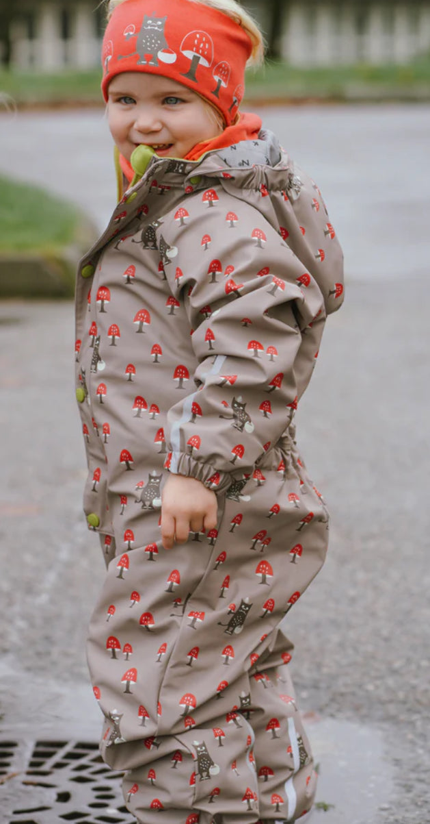 Helårsdress fra Kattnakken i printet design Hagl med vattering og sikkerhetshette