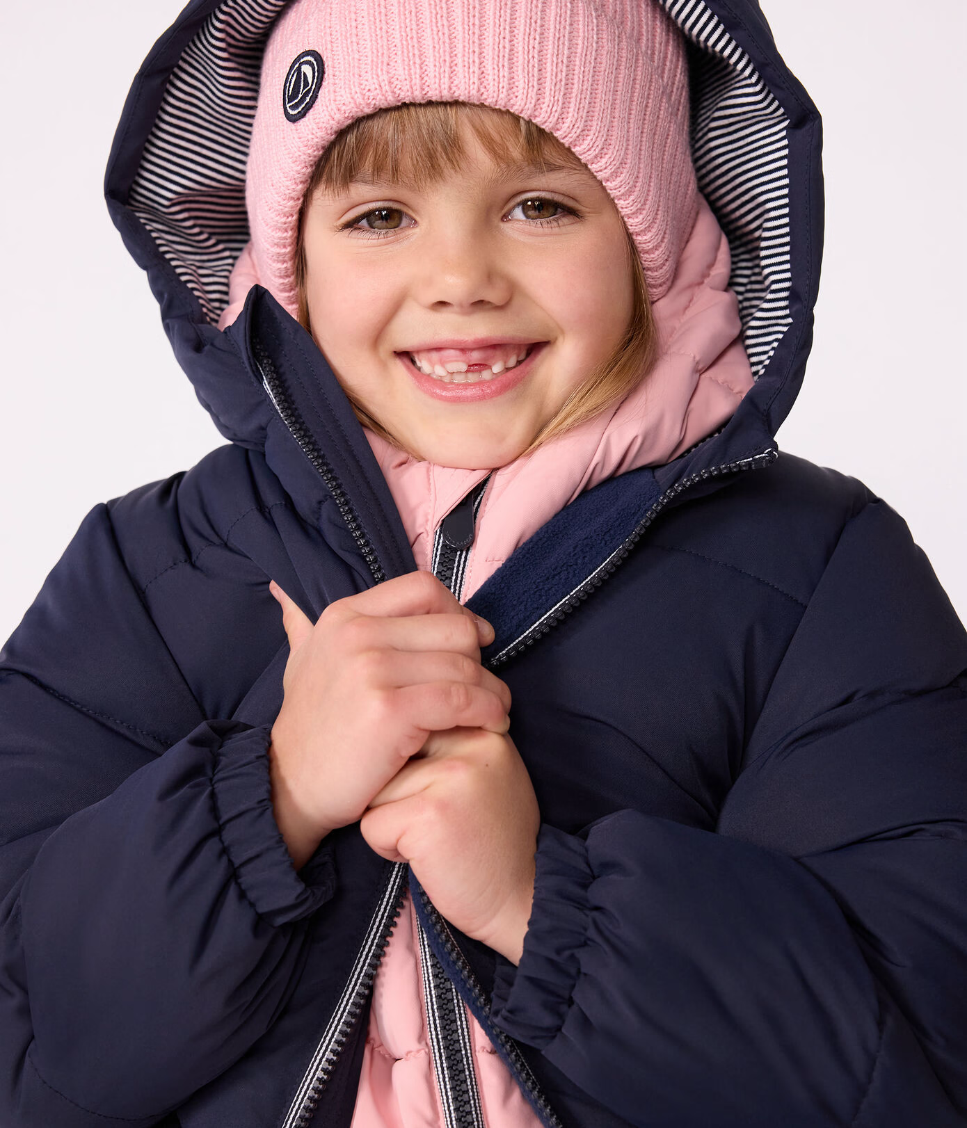 Blå boblejakke fra Petit Bateau til unisex