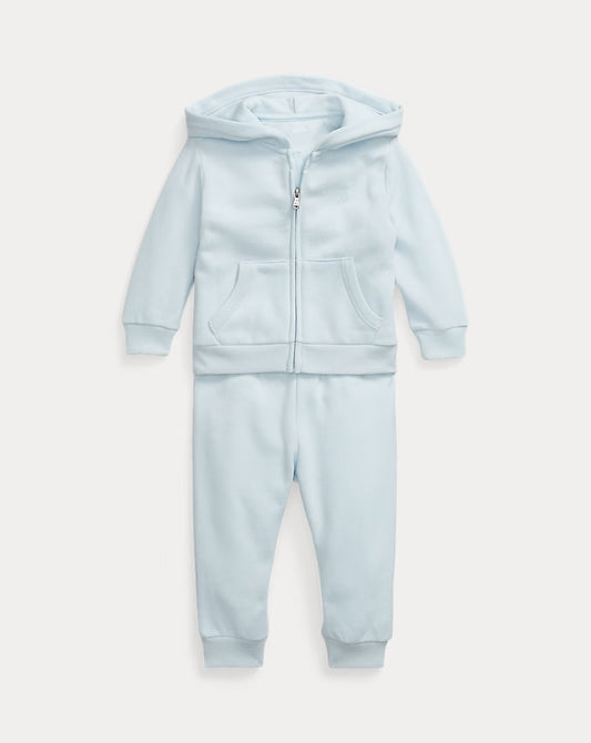 Lyseblått 2-delt joggesett fra Polo Ralph Lauren med hettejakke og bukse i myk kvalitet.