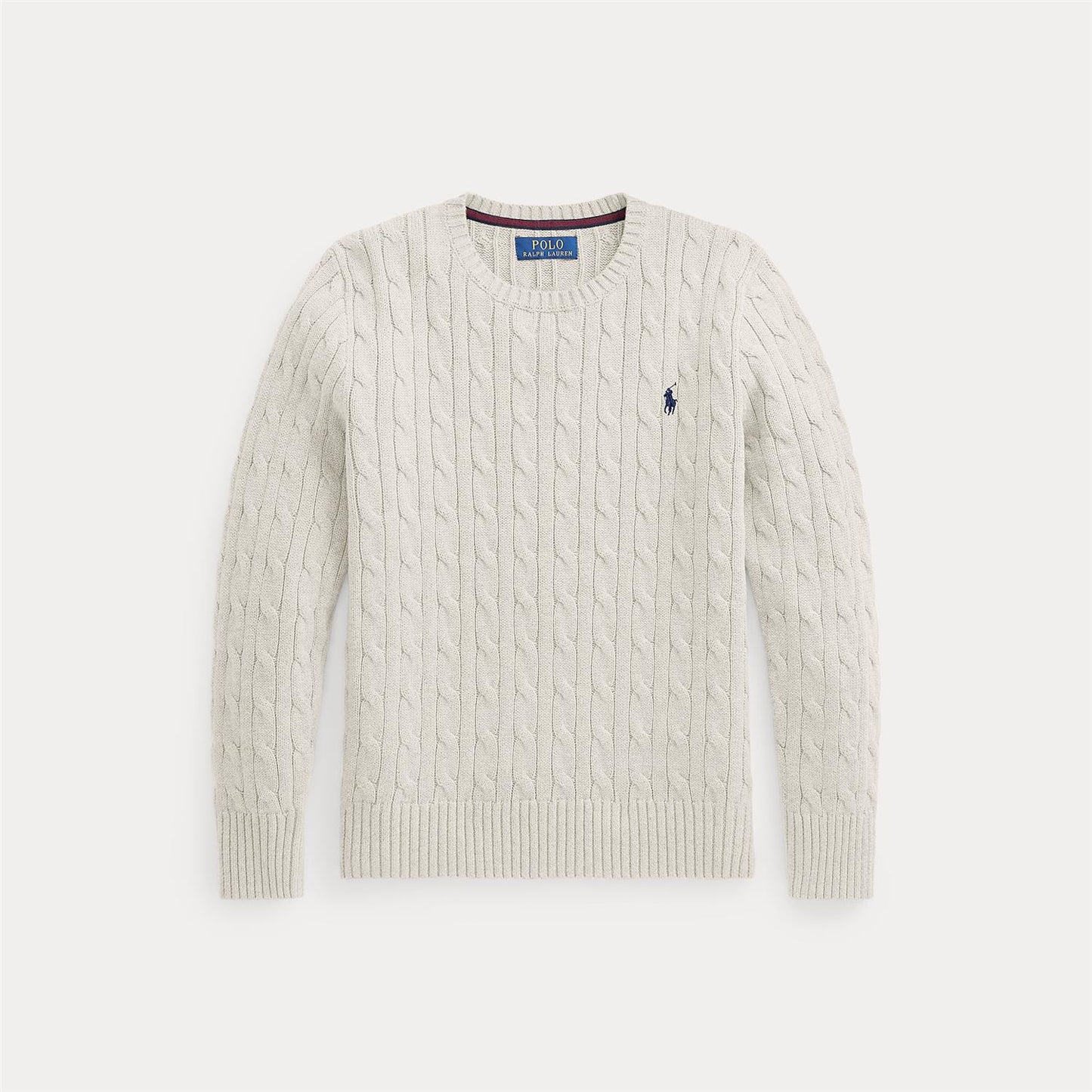 Hvit flettestrikket genser fra Ralph Lauren med mørkeblå hestelogo