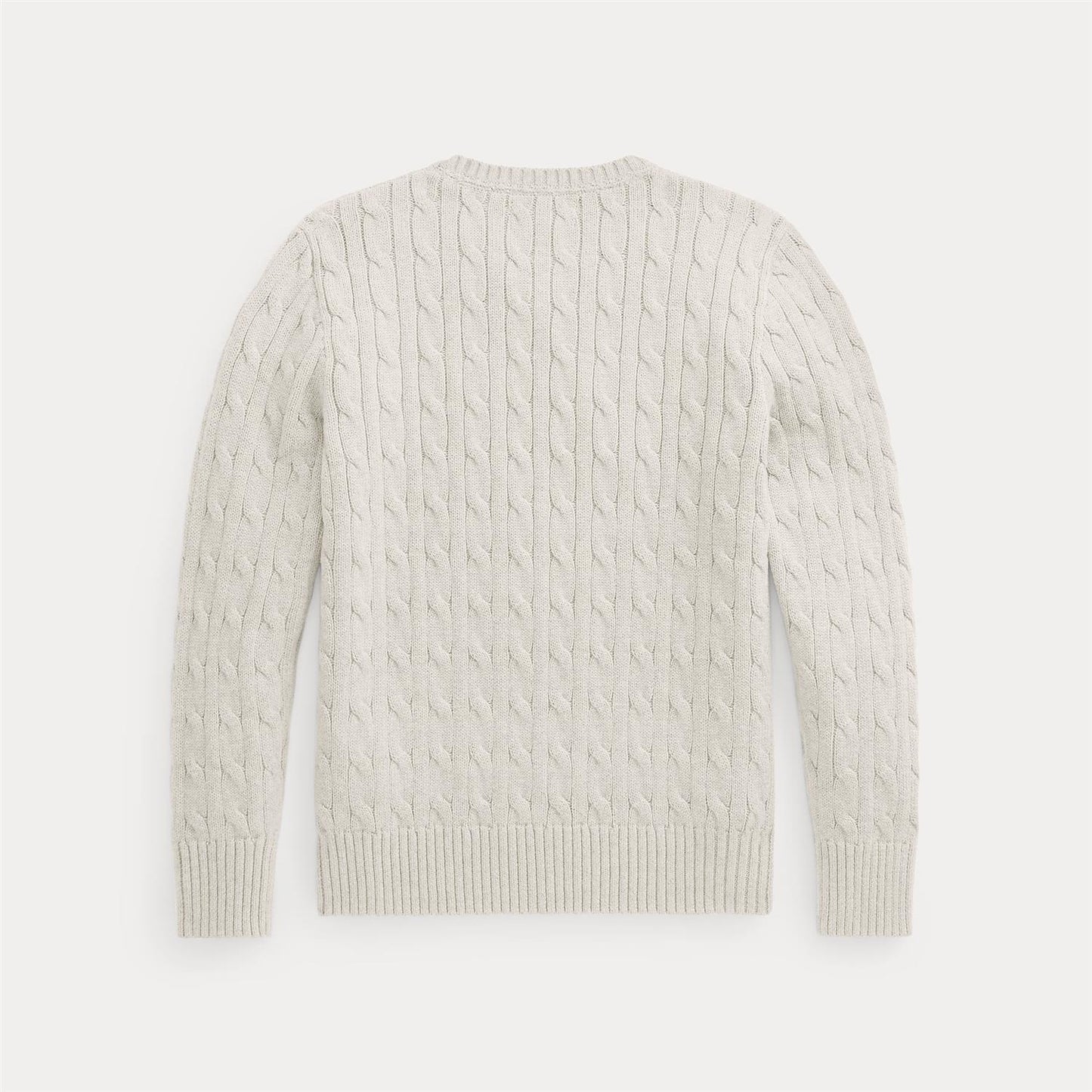 Hvit flettestrikket genser fra Ralph Lauren med mørkeblå hestelogo